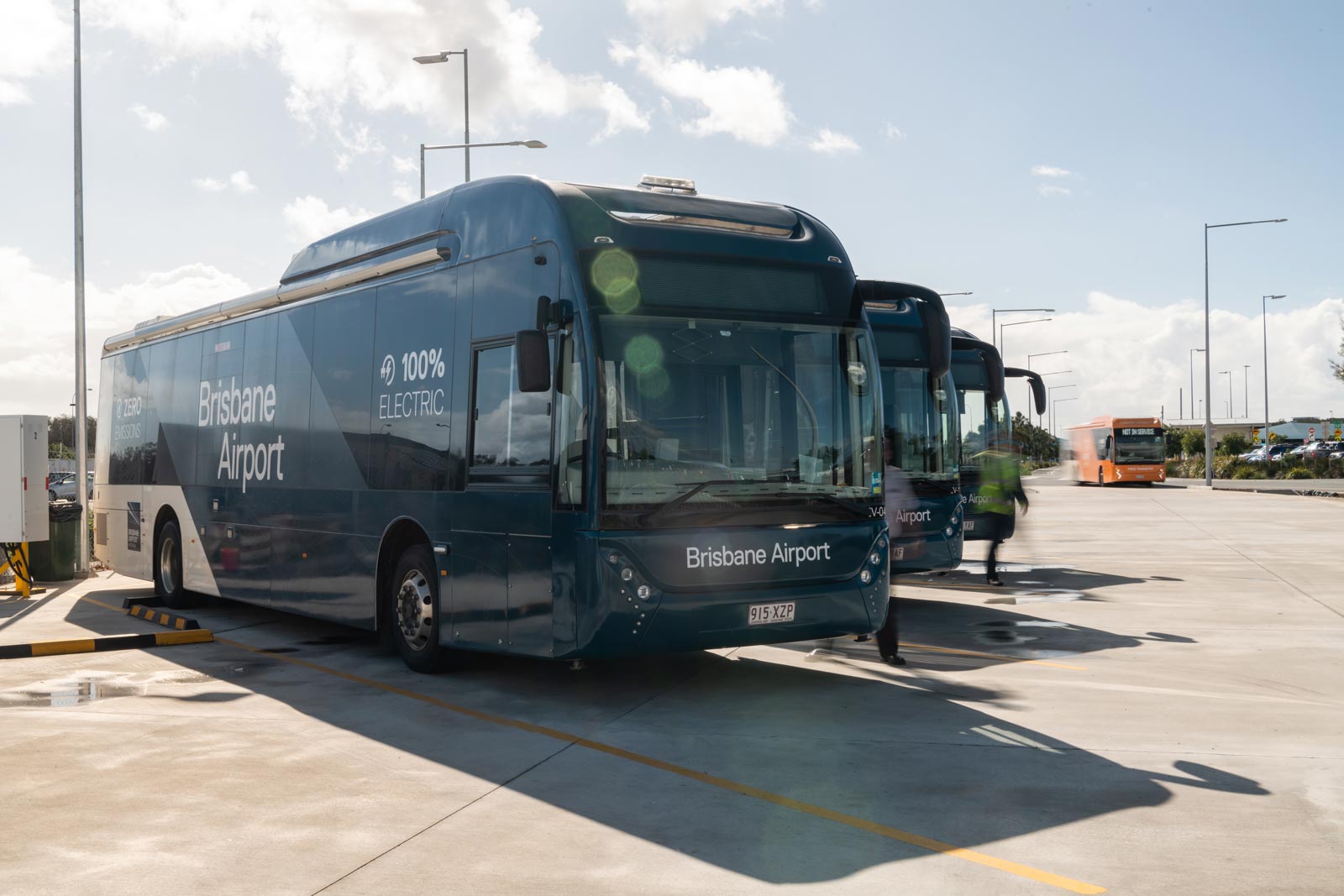 Carbridge fleet at bus charging station