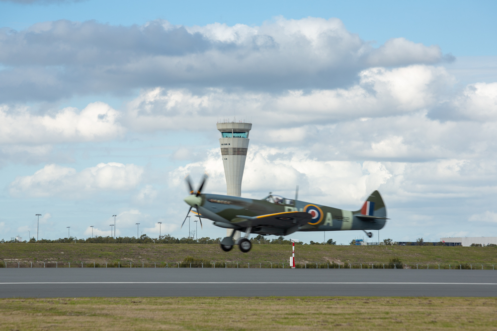 Spitfire arrival on Brisbane's new runway - BNR Launch