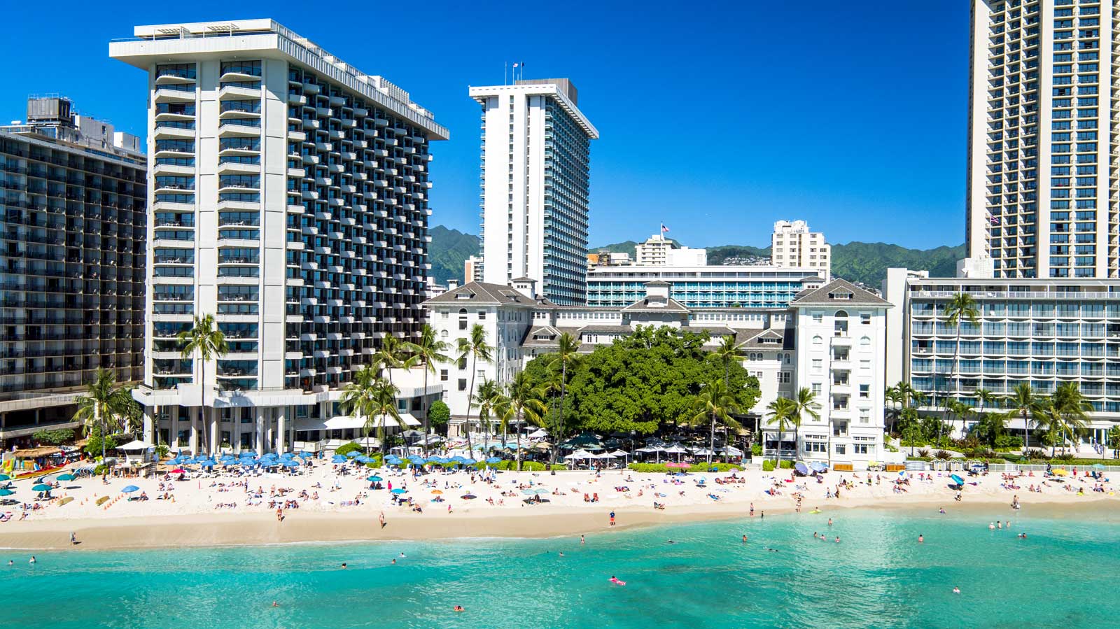 Moana Surfrider in Hawaii