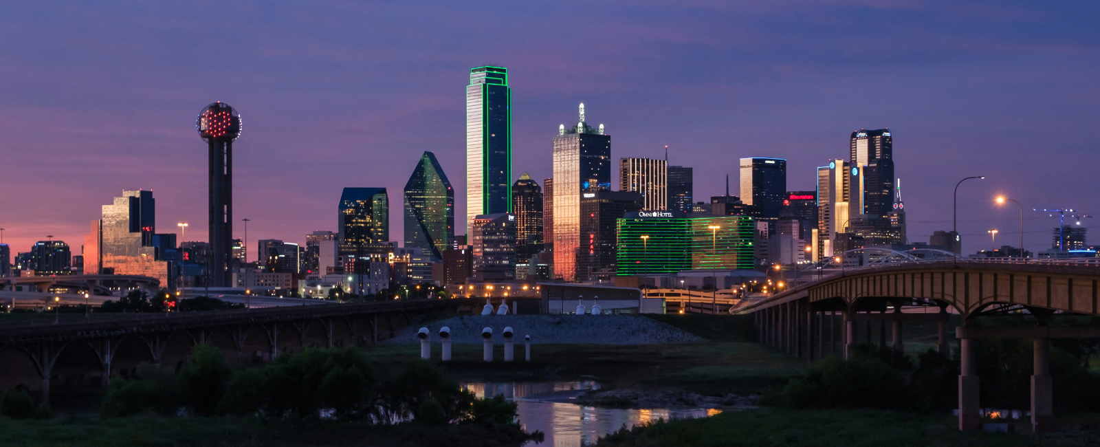 Dallas skyline at night